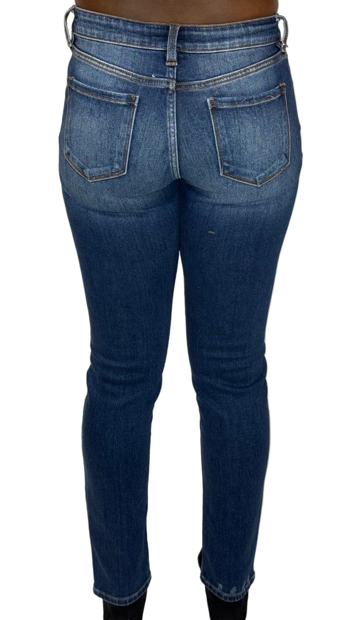 Classic But Still Sexy Mid Rise Super Skinny Jeans