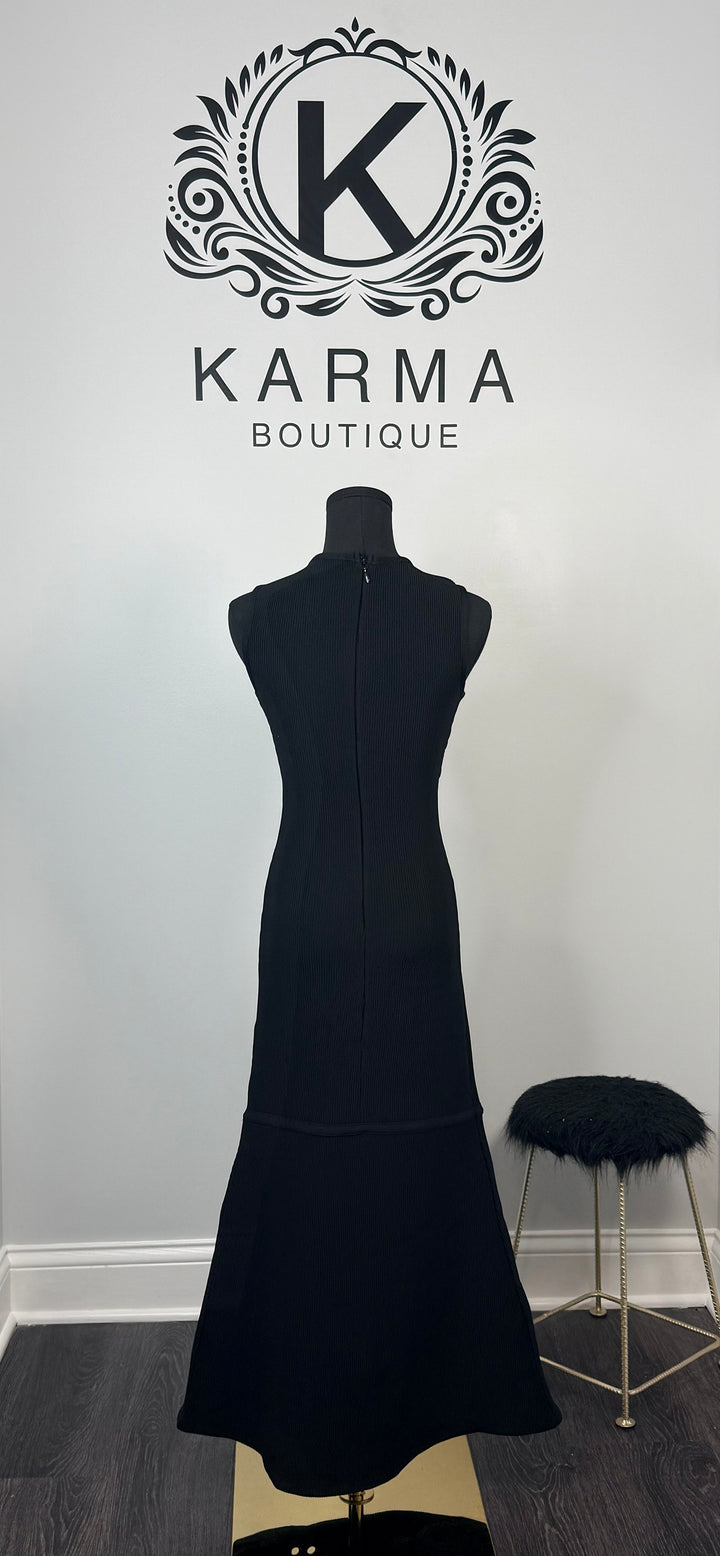 Miss Body Maxi Dress - Black